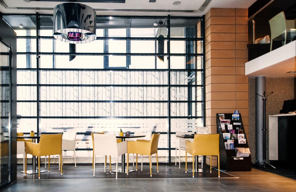 Berthelot Hotel