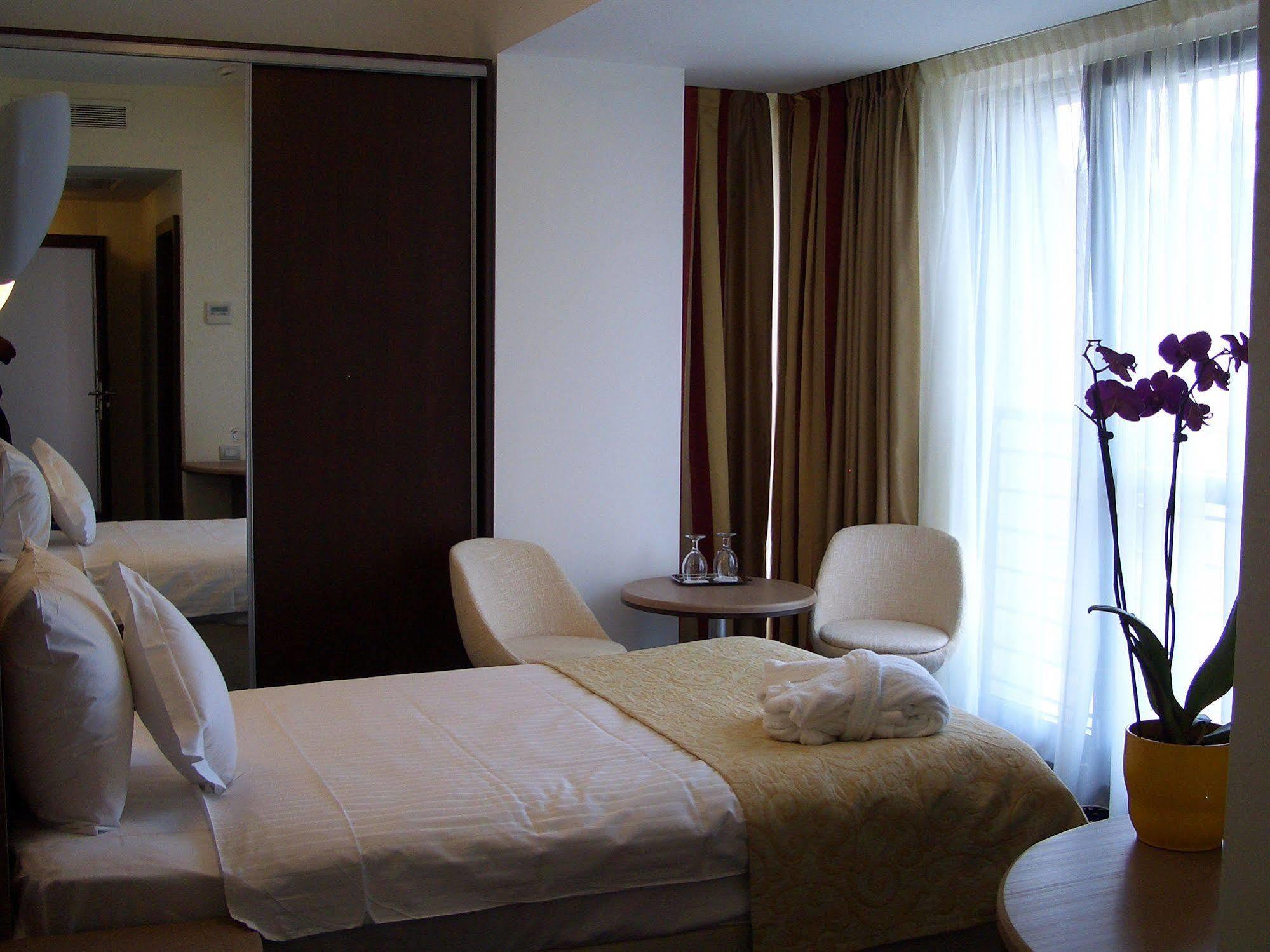 Hotel Berthelot 4*